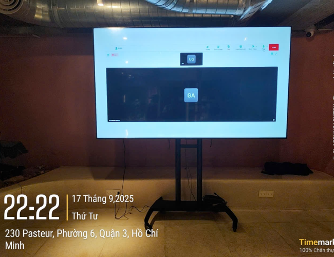 Cho Thuê Tivi 100 Inch Tại SECC Quận 7 – Chuyên Nghiệp & Uy Tín