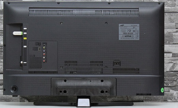 Tivi Samsung 32J4100